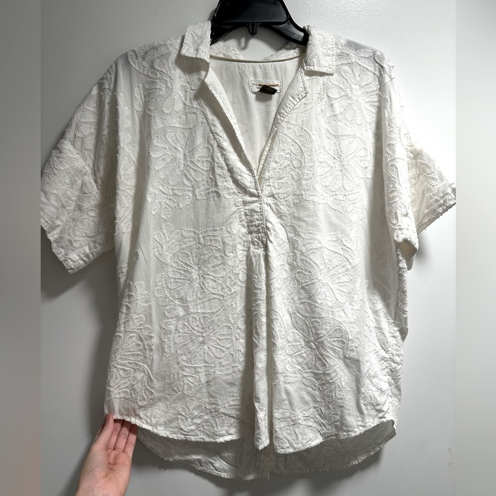 White Pilcro embroidered short sleeved top, size M